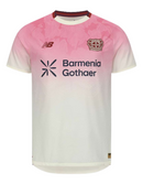 Camisa Bayer Leverkusen II 25/26 - Torcedor - New Balance - Masculina - Branca com degradê rosa