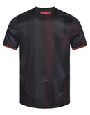Camisa Bayer Leverkusen I 25/26 - Torcedor - New Balance - Masculina - Preta com detalhes em vermelho