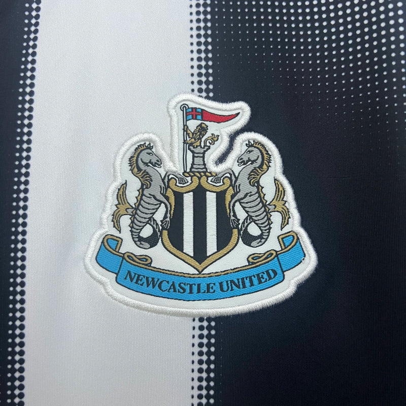 Camisa Newcastle I 25/26 - Torcedor - Adidas - Masculina - Branca e preta com detalhes em azul